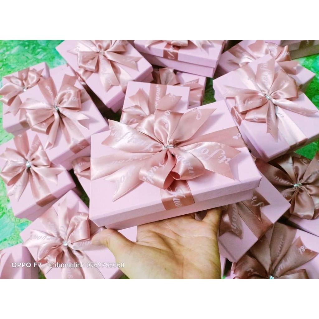 Hộp giấy cứng sang chảnh, 12x9 cao 4cm