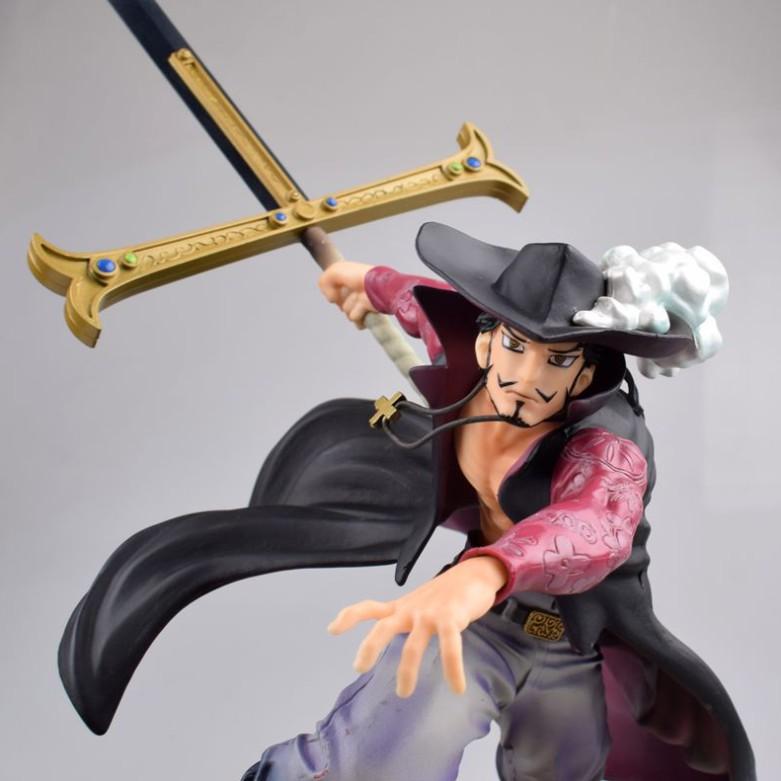 Mô Hình Figure One Piece Mihawk mắt diều hâu phiên bản chất lượng cao 30Cm