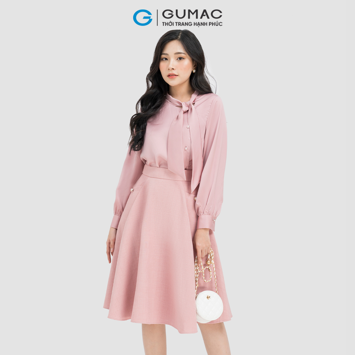 Áo kiểu phối nơ GUMAC AD04061