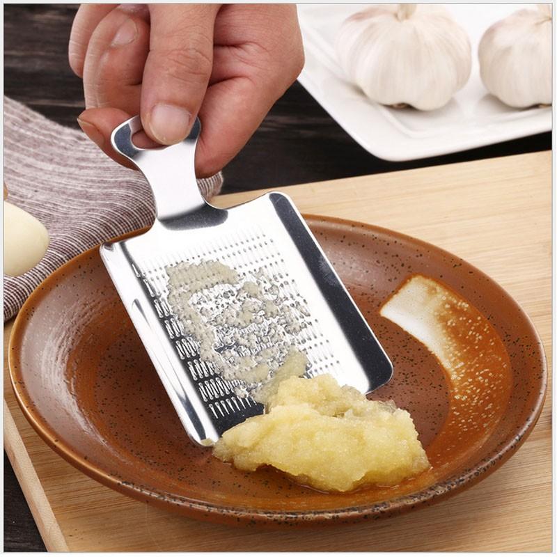Dụng cụ bào nhuyễn hành ,toỉ, gừng