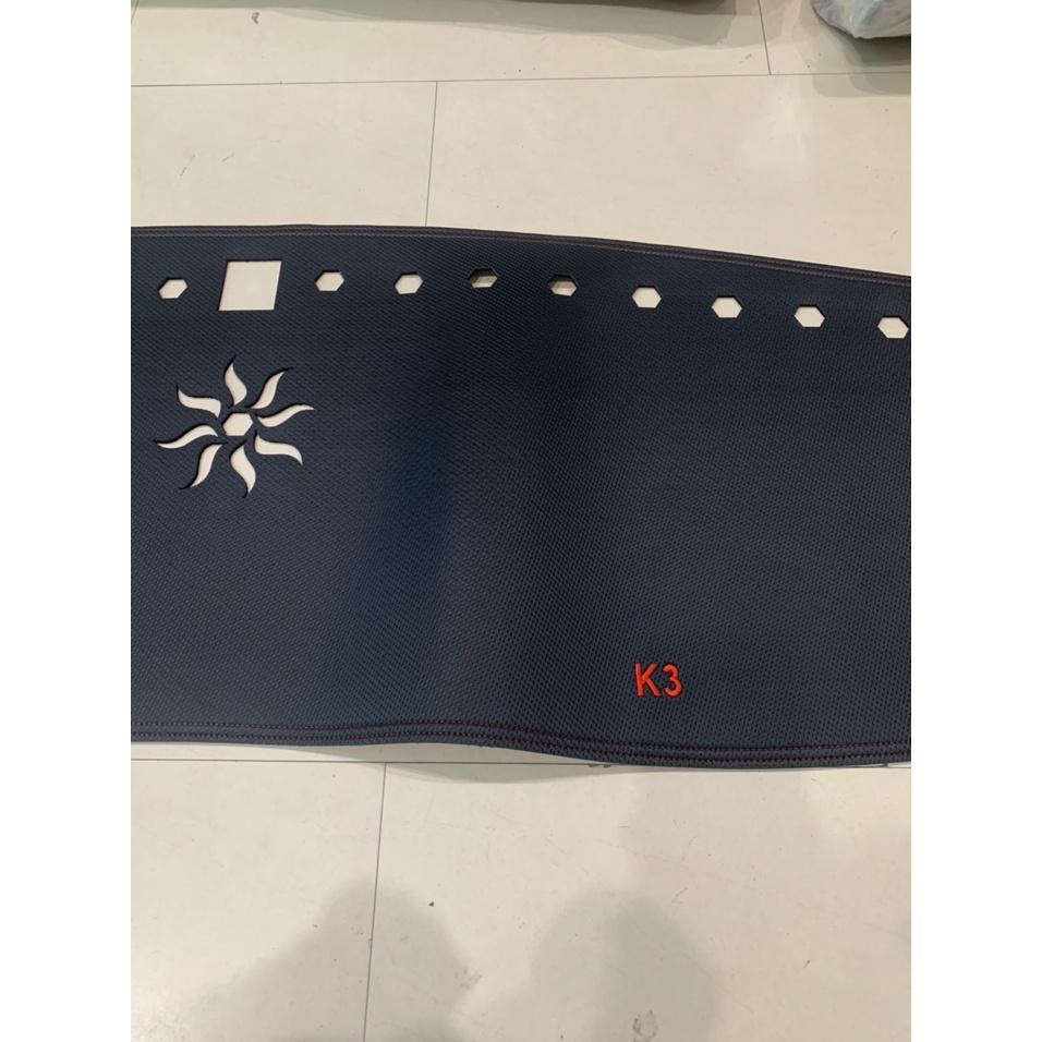 Thảm taplo xe Kia K3 2022 da carbon cao cấp