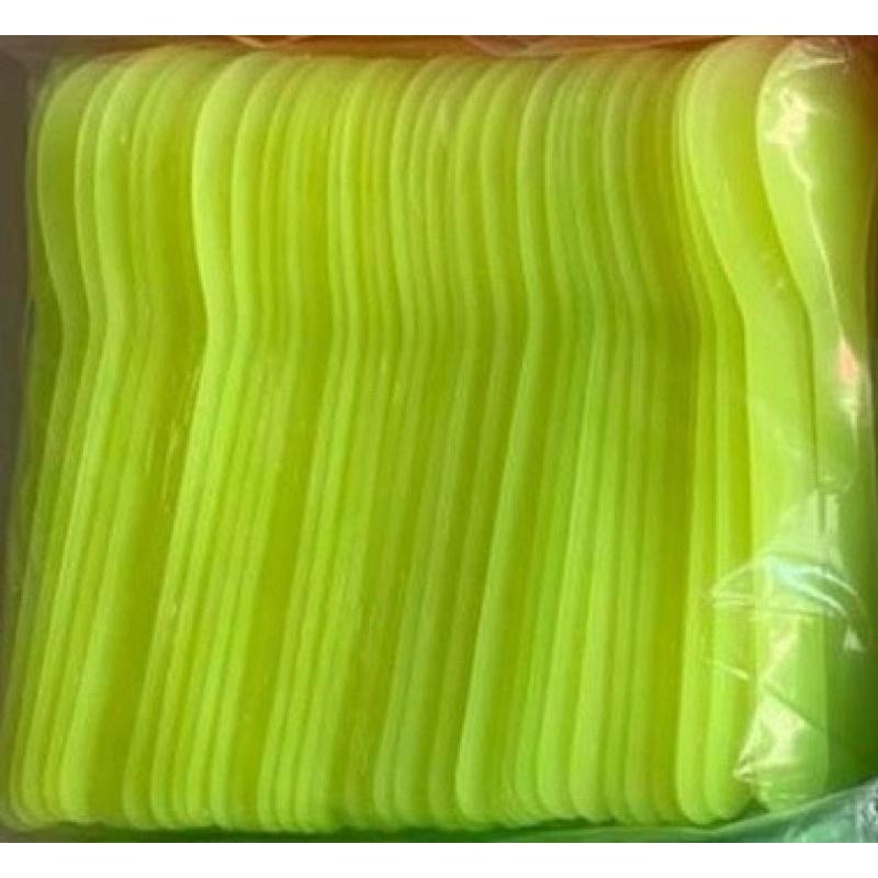 100 muỗng múc kem.