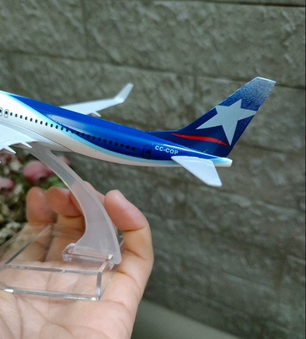 Mô hình máy bay tĩnh B737 Lan 16cm