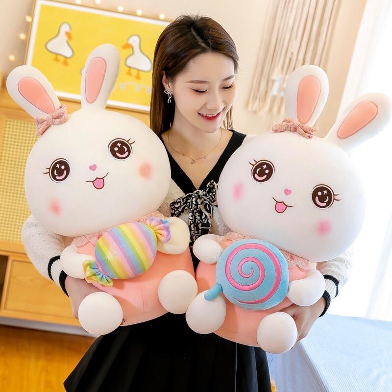 Thỏ bông ôm kẹo 50cm, 60cm