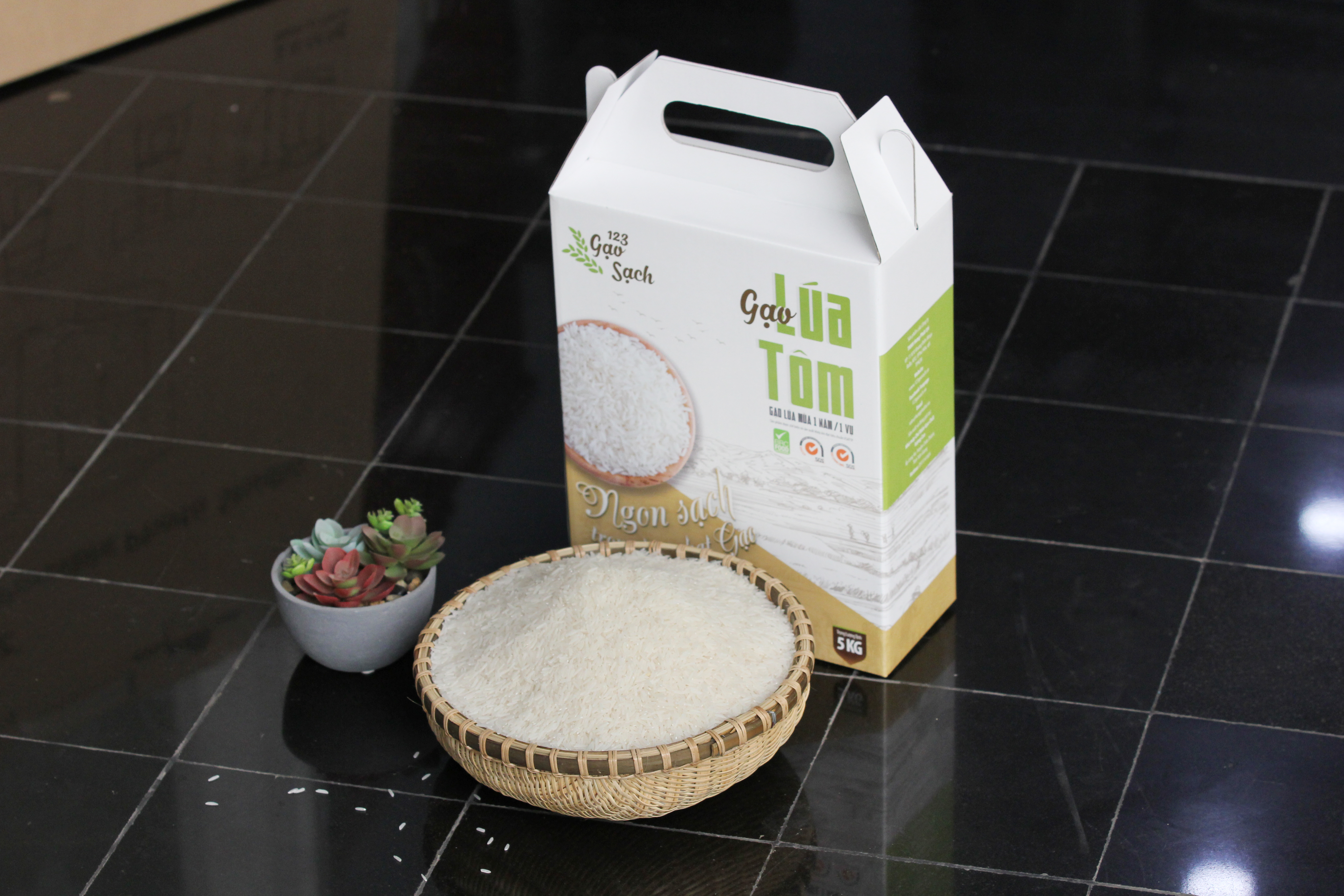 GẠO LÚA TÔM (BAO 5KG)