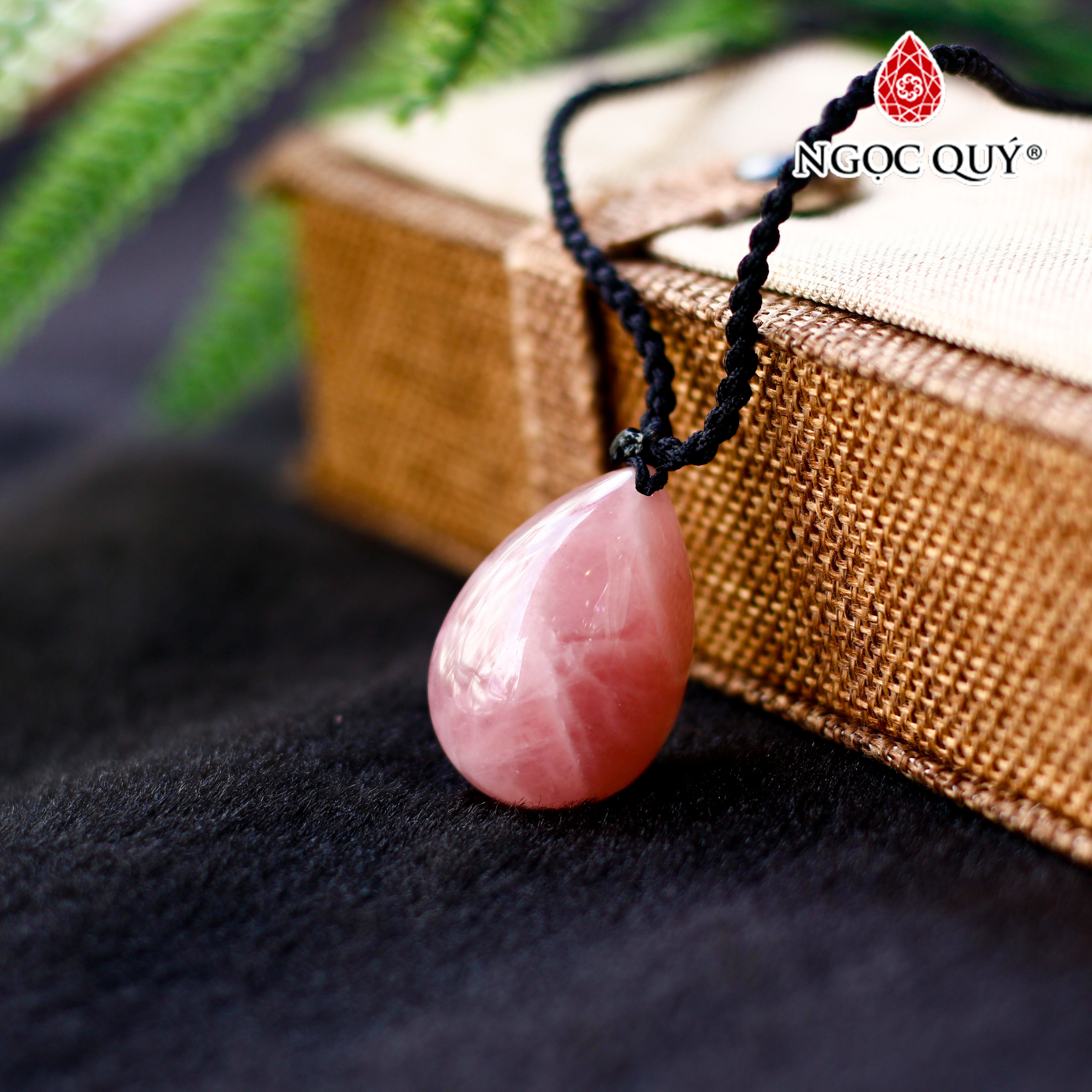 Mặt dây chuyền hình giọt nước thạch anh hồng đậm - Ngọc Quý Gemstones