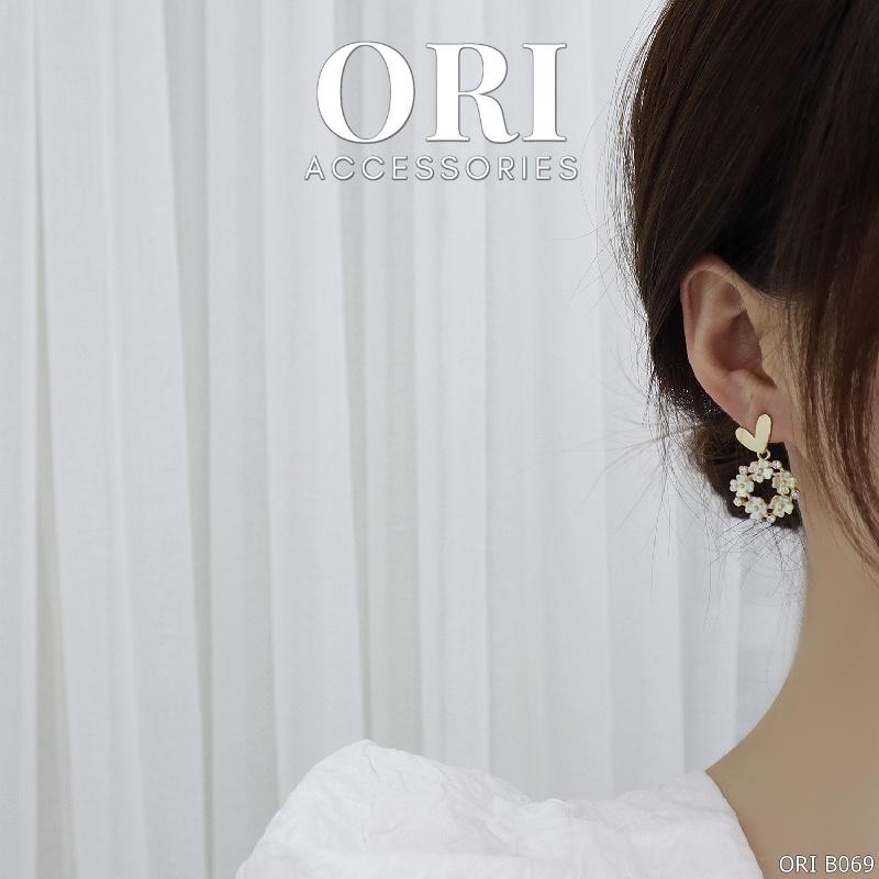 Bông tai nữ cánh hoa Love thời trang tinh tế ORI B069