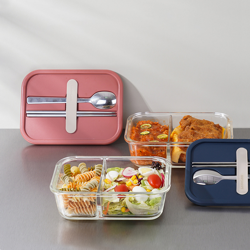 Hộp cơm thủy tinh Lock&amp;Lock chia ngăn kèm muỗng đũa 930ml màu xanh navy LLG991CLNVY - Hàng chính hãng, dùng được lò vi sóng - JoyMall