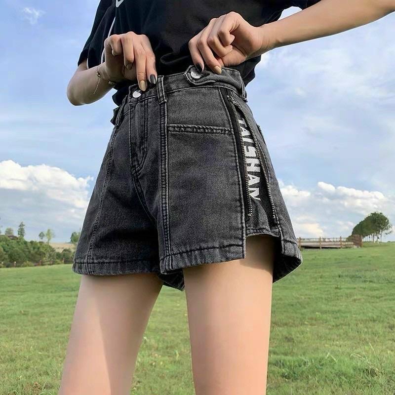 Quần sooc jeans kéo khoá sườn cá tính