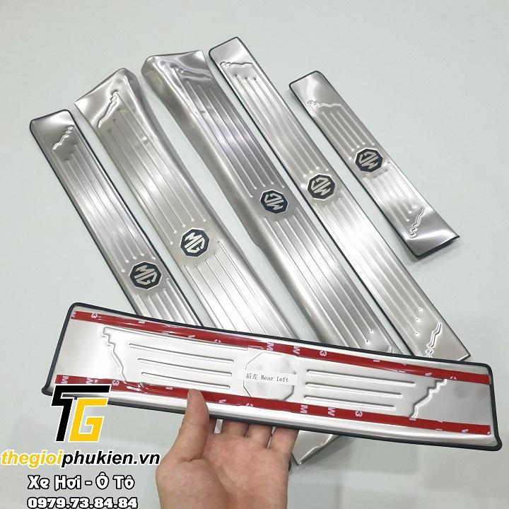 Bộ Ốp bậc, Nẹp bước chân MG ZS – Mẫu Inox