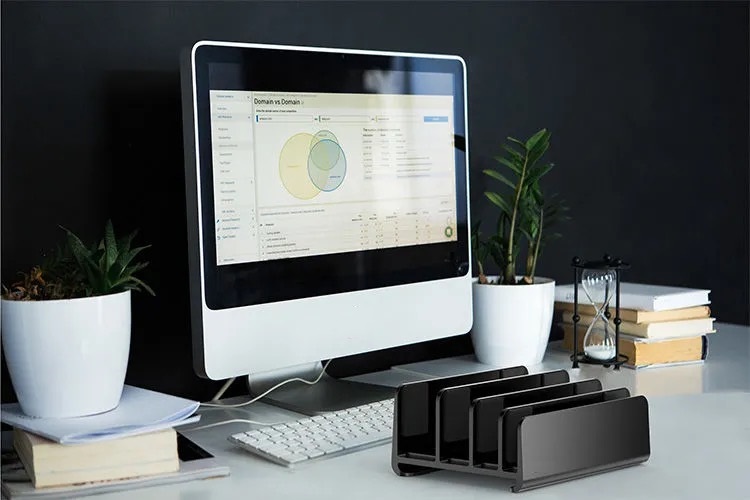 Giá đỡ kẹp dựng đứng laptop 4 khe cài bằng hợp kim nhôm nguyên khối JSNB-21