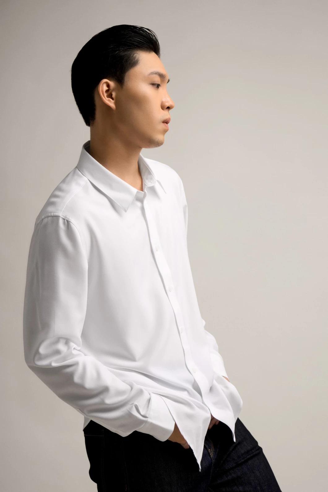 Áo Sơ Mi ROUTINE Tay Dài Sợi Coffee Cổ Gài Nút Trơn Form Fitted (3 màu) - 10F23SHL090 | LASTORE MENSWEAR