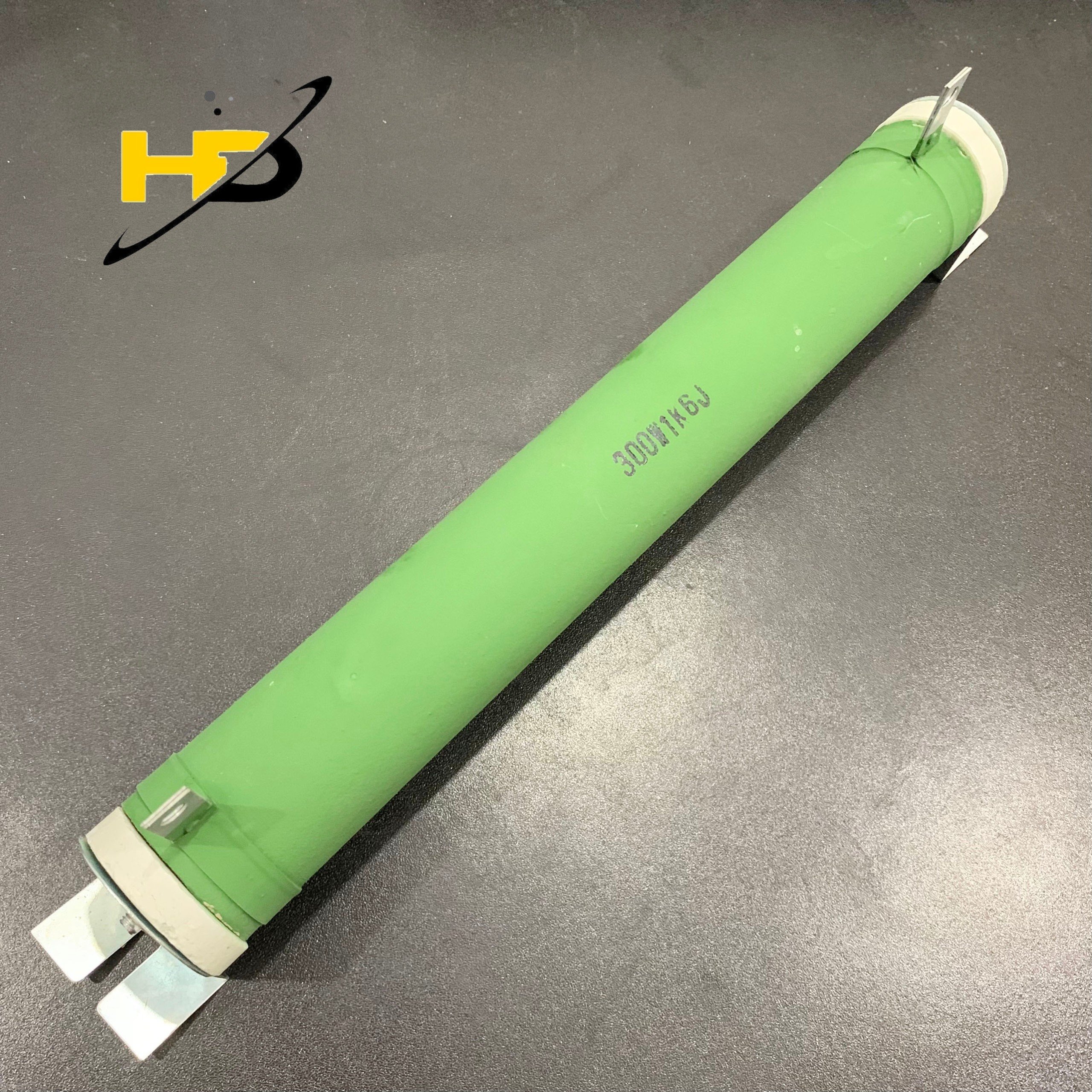 Điện Trở Xả Vỏ Sứ 1K6J 300W , Trở Sứ Xanh Dùng Trong Biến Tần Điều Khiển Động Cơ