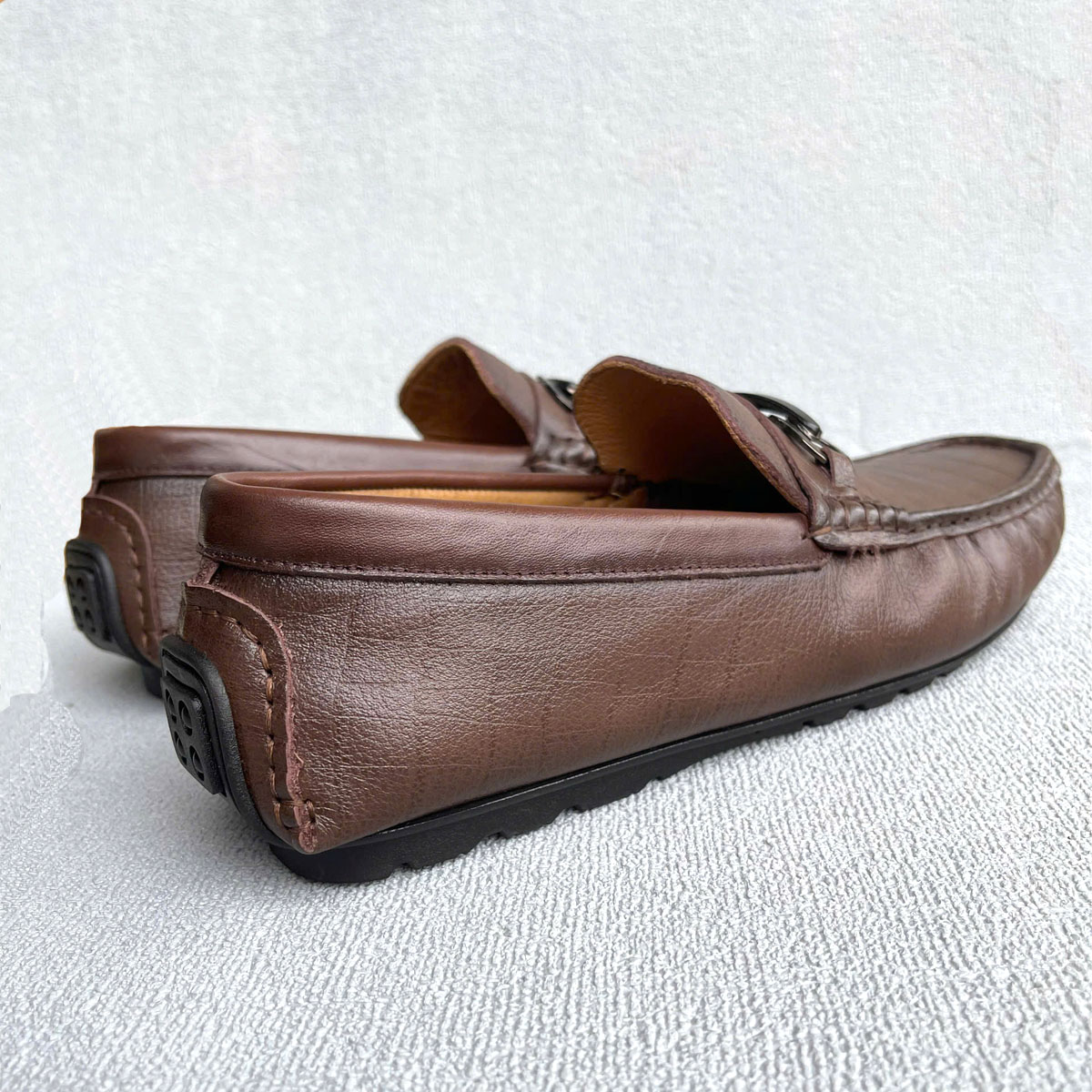 Giày Nam Da Bò Cao Cấp Trường Hải Đế Cao Su GN303 hai màu đen, nâu