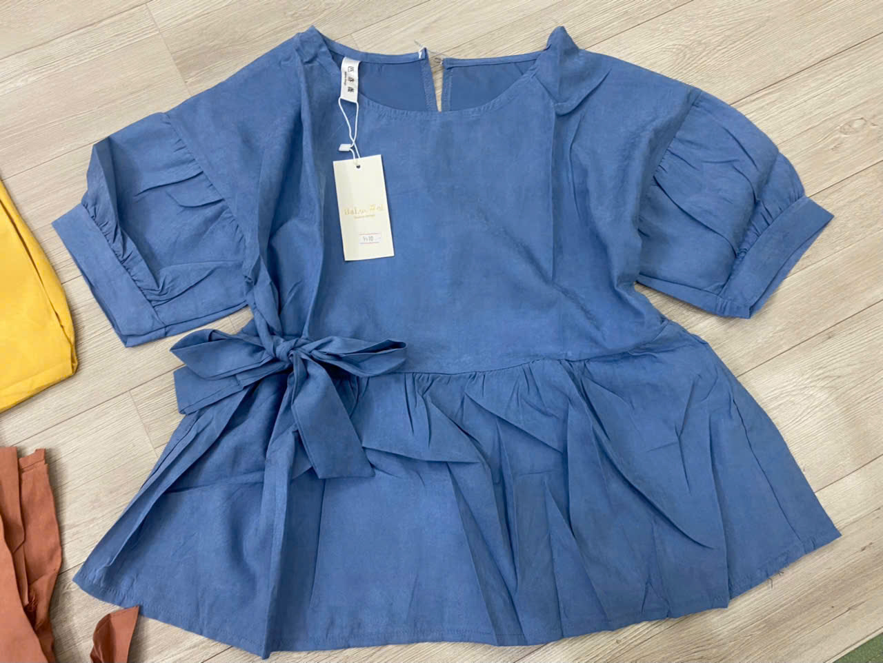 Áo kiểu nữ đẹp form rộng hàng Quảng châu, chất liệu vải mềm mát, phong cách Hàn Quốc, Áo Babydoll tay ngắn NeSa Shop