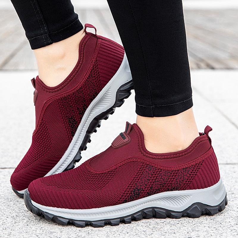 Giày Sneaker Thể Thao Nữ Màu Đen