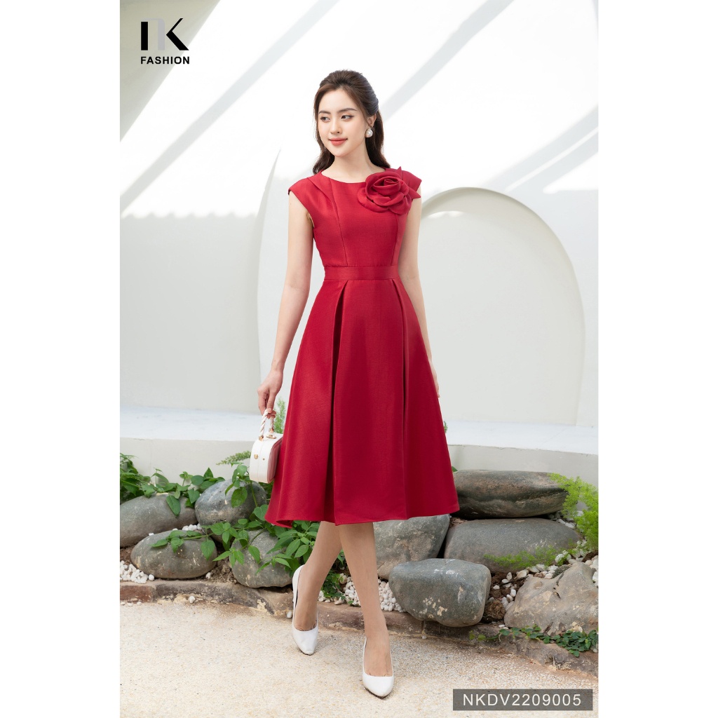 Đầm Dự Tiệc Dáng Xòe Đính Hoa Ngực Tinh Tế NK Fashion Chất Vải Dày Dặn Đứng Form Chuẩn Thanh Lịch NKDV2209005