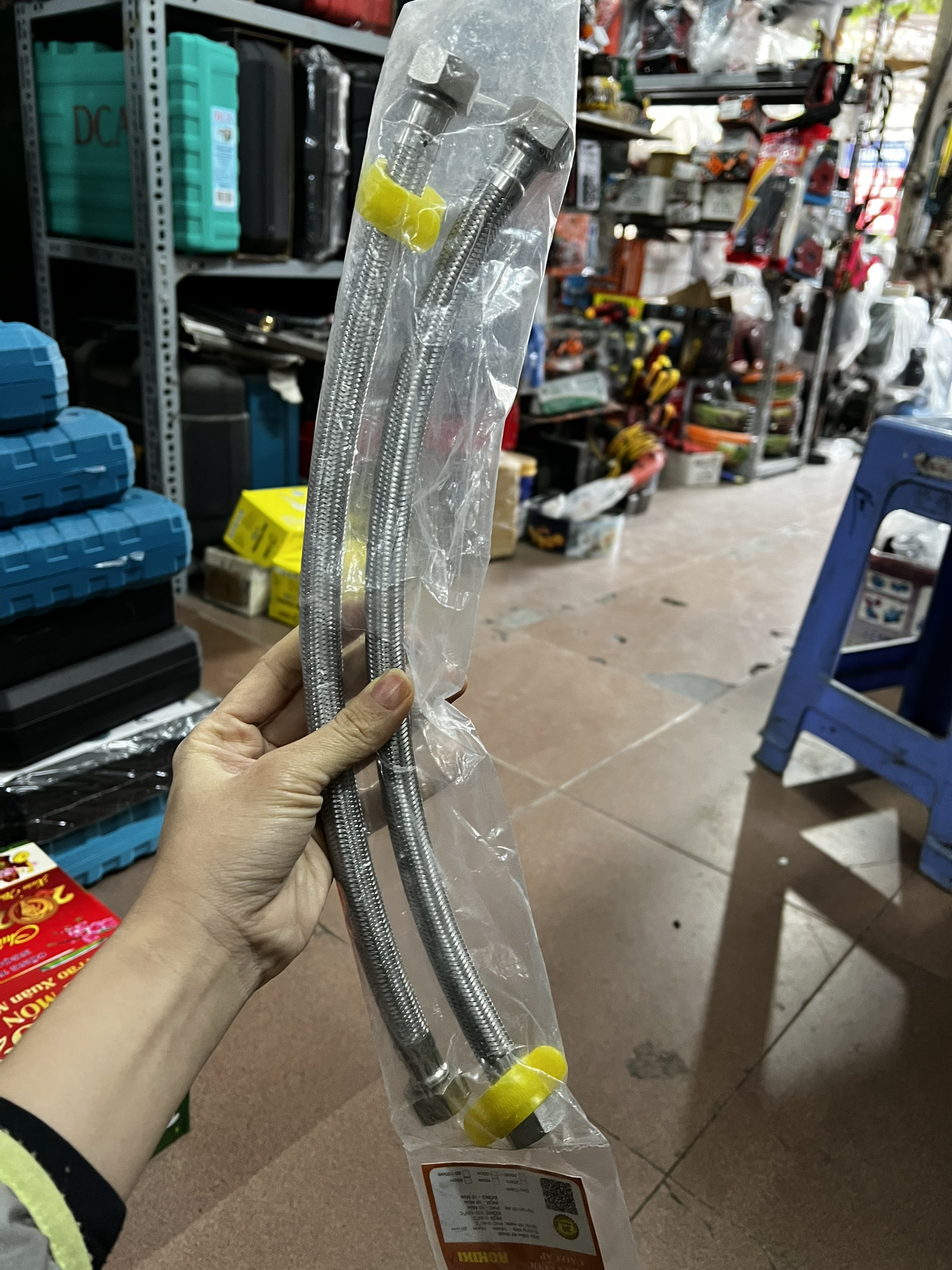 Dây Cấp nước cho Chậu Rửa Mặt, Bình Nước Nóng và Bồn VỆ Sinh dài 40cm