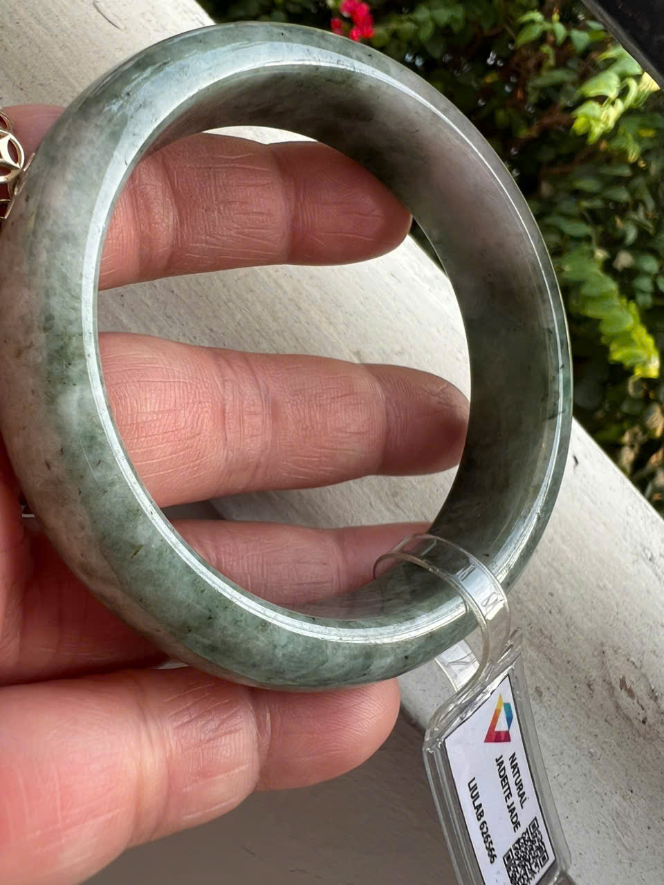 Vòng Tay Nữ Đá Cẩm Thạch Tự Nhiên Bản Hẹ Type A Ni 56mm Cao 14mm Dầy 8mm Kiểm Định Liulab 626566 Màu Xanh Đậm Bông Trắng bóng sang đẹp xinh xắn các Chị mệnh Kim mệnh Thủy 53kg - 59kg đeo tay sang sịn ạ