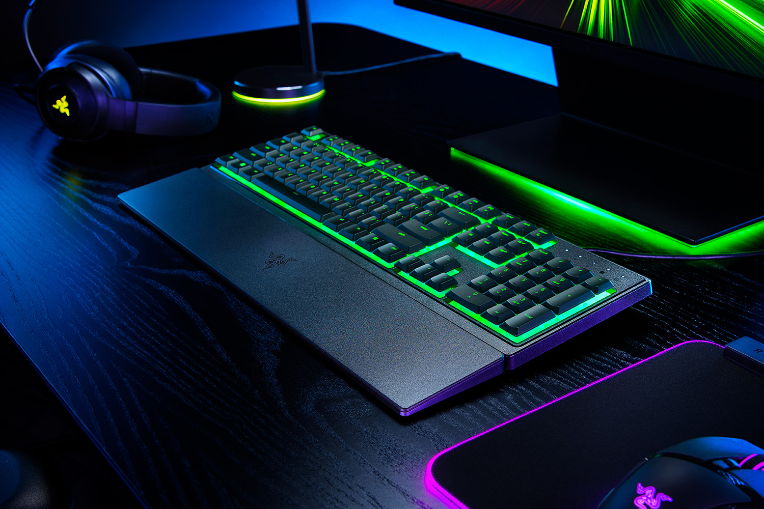 Bàn phím Razer Ornata V3 X-Low Profile (RZ03-04470100-R3M1) - Hàng Chính Hãng