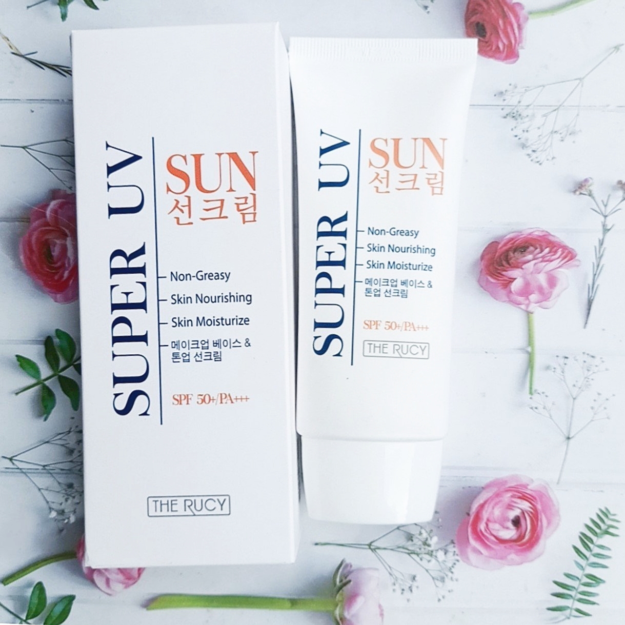 Kem chống nắng siêu bảo vệ, dưỡng da cao cấp Hàn Quốc THE RUCY SUPER UV SUNCREAM SPF 50+/PA+++ 50ML