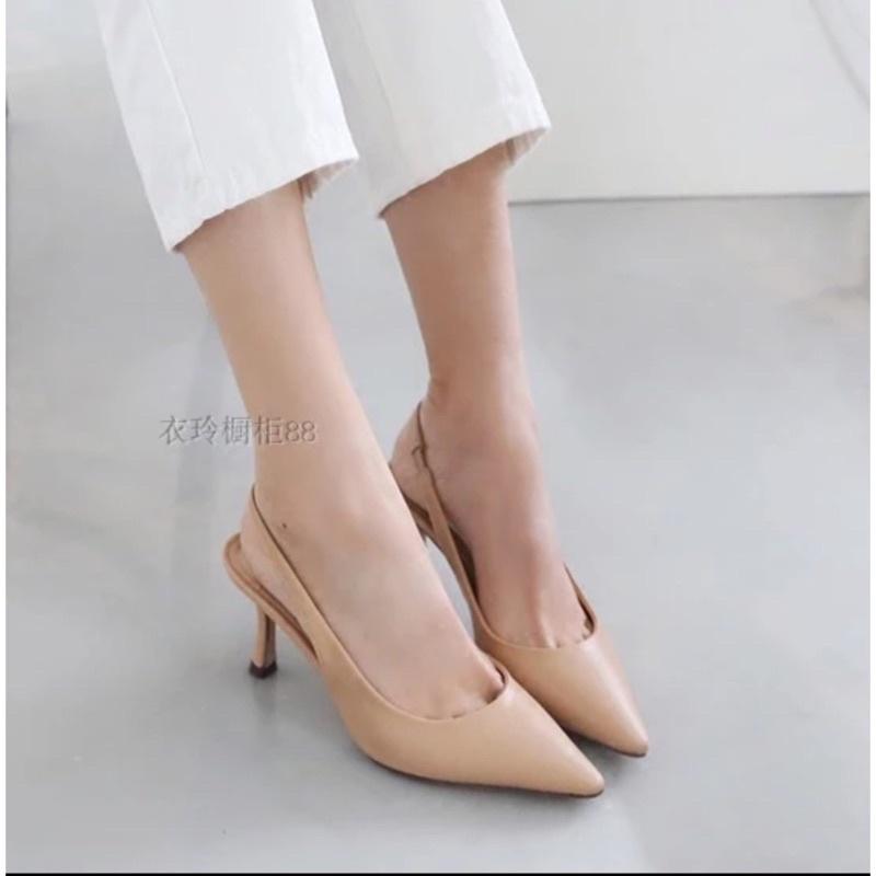 Giày sandal cao gót bít mũi gót nhọn thiết kế sinh xắn mã G39