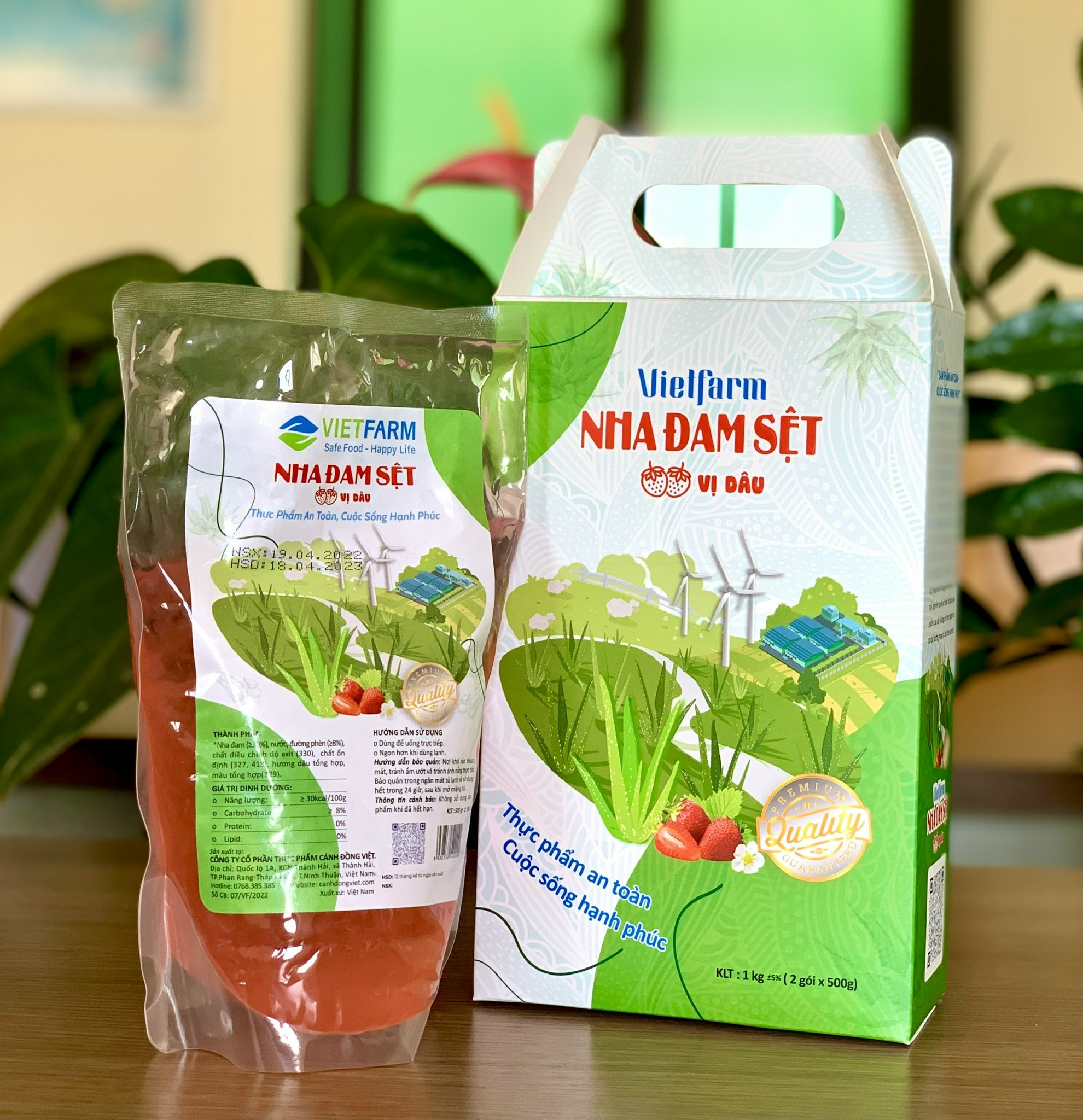 Nha Đam Sệt Vị Dâu hộp 1kg Vietfarm