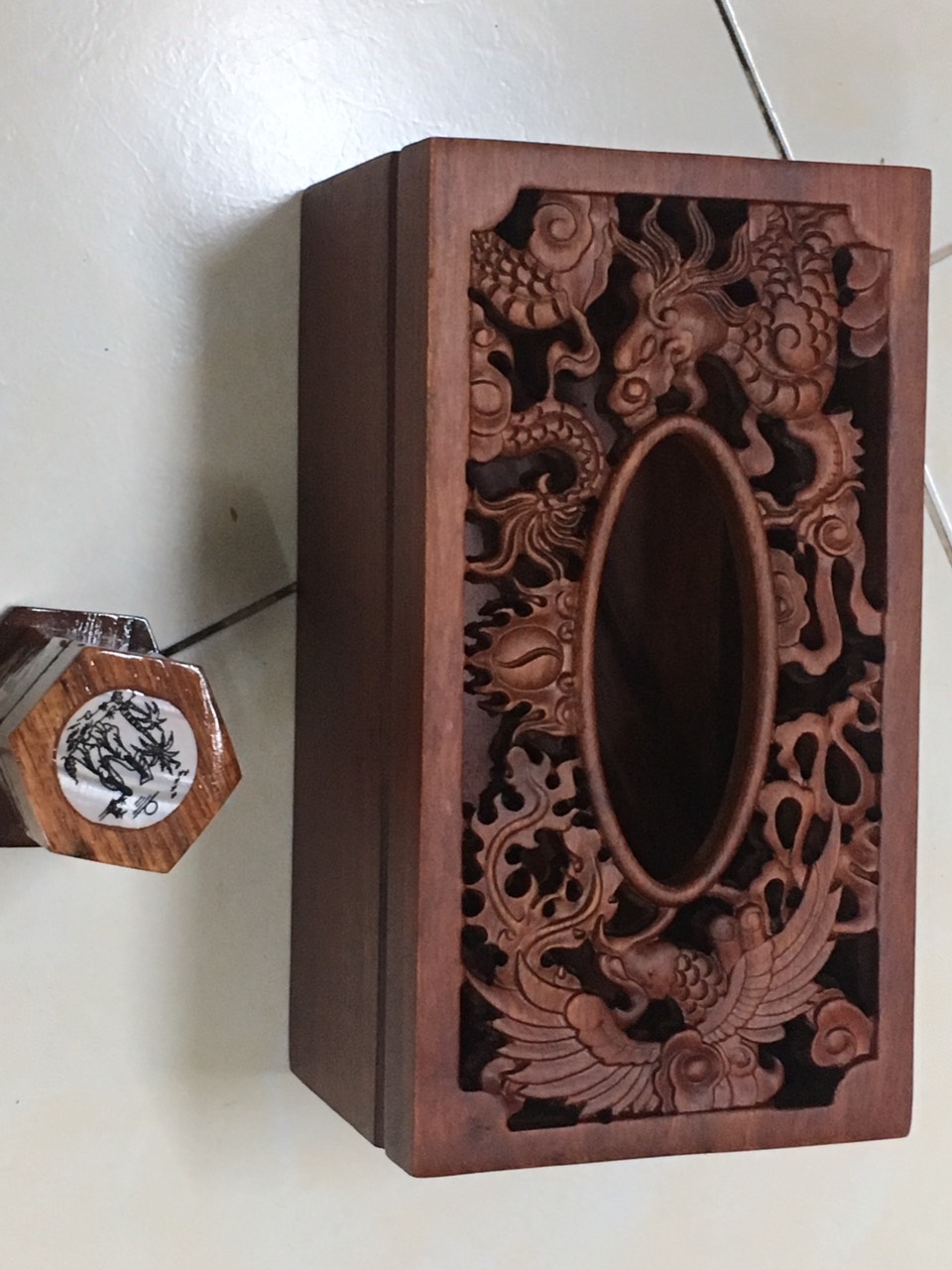 Hộp đựng giấy gỗ hương chạm khắc Long Phụng tặng ống tăm khảm chai -Sản phẩm làm kỹ - Hộp Giấy , Hộp đựng khăn giấy , Hộp Trạm Khắc - Khăn giấy hình chữ nhật cao cấp Việt Nam , Xuất Nhật