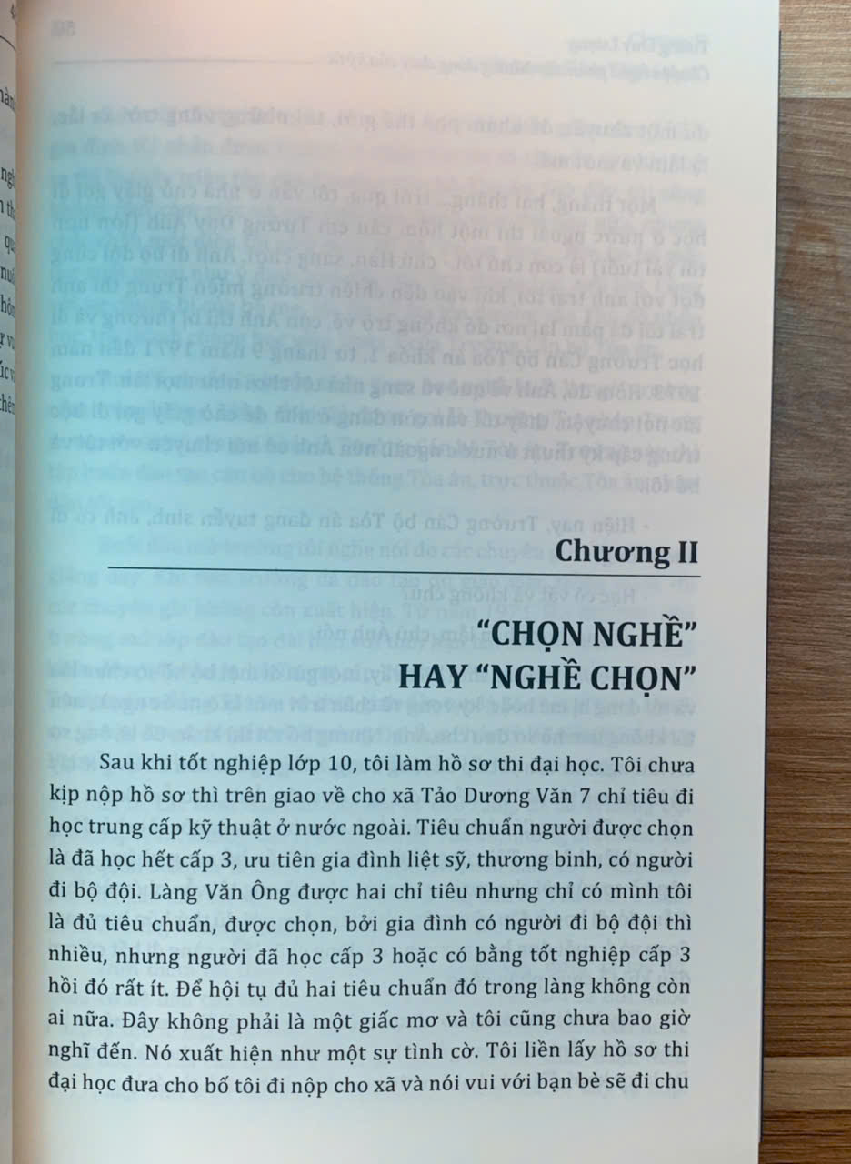 Chuyện nghề phán xử- những dòng chảy của ký ức