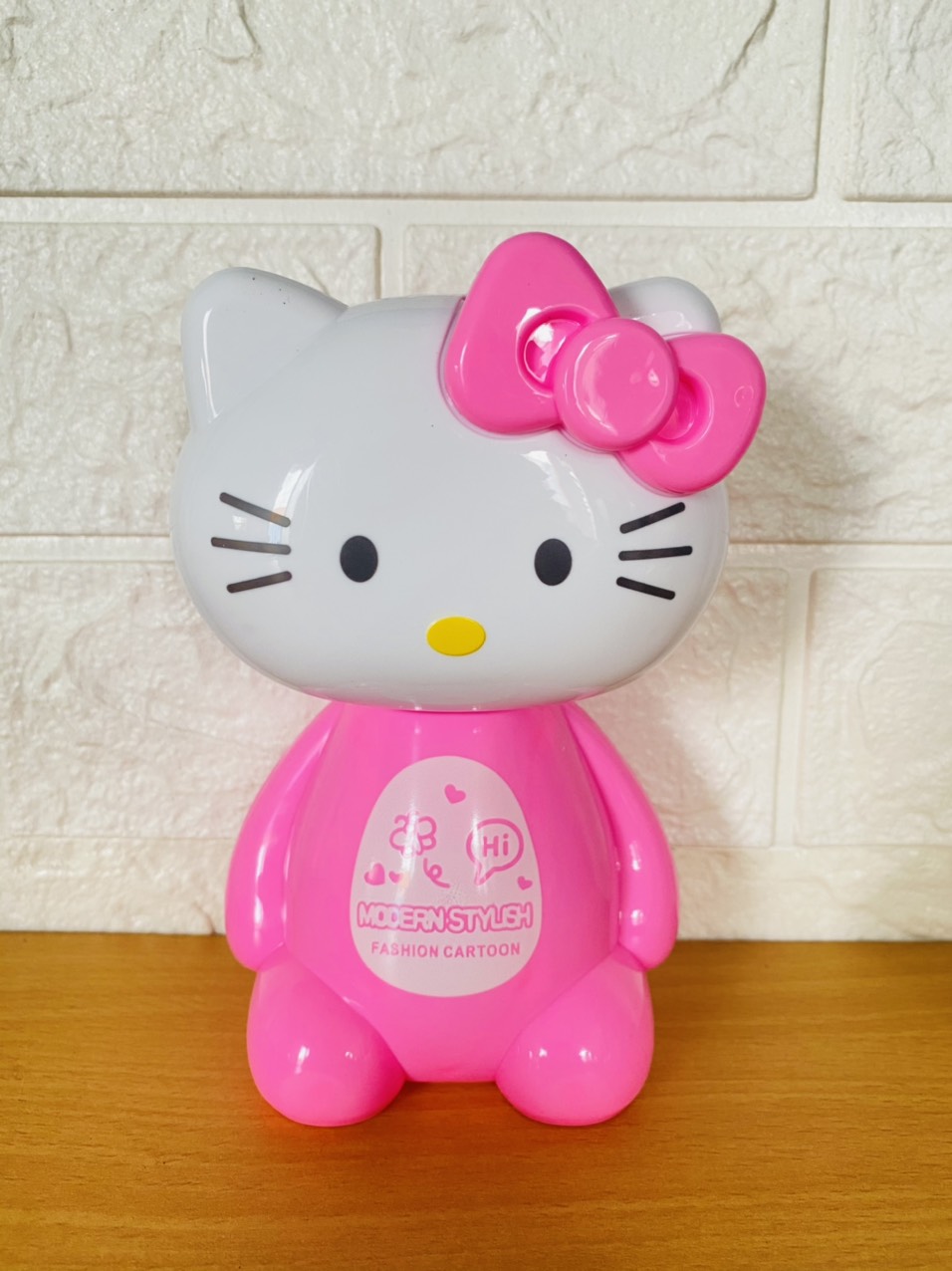 Đèn học để bàn hình Hello Kitty ( tặng móc khóa gỗ)