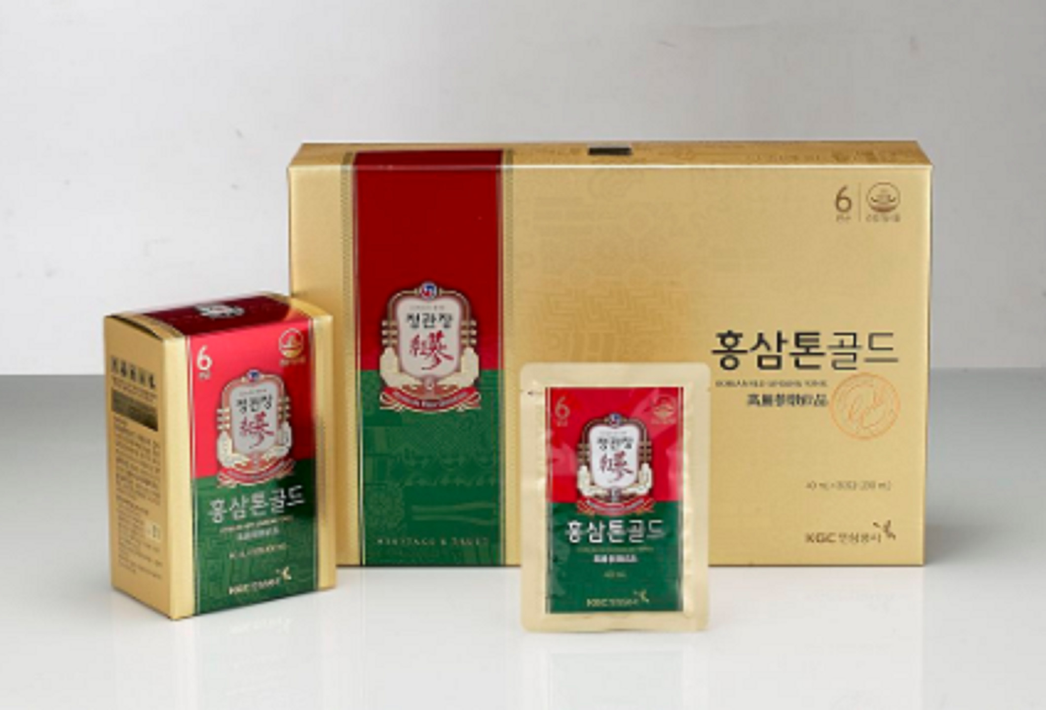 Nước Hồng Sâm Hàn Quốc Pha Sẵn KGC Cheong Kwan Jang Tonic Gold (40ml x 30 gói)