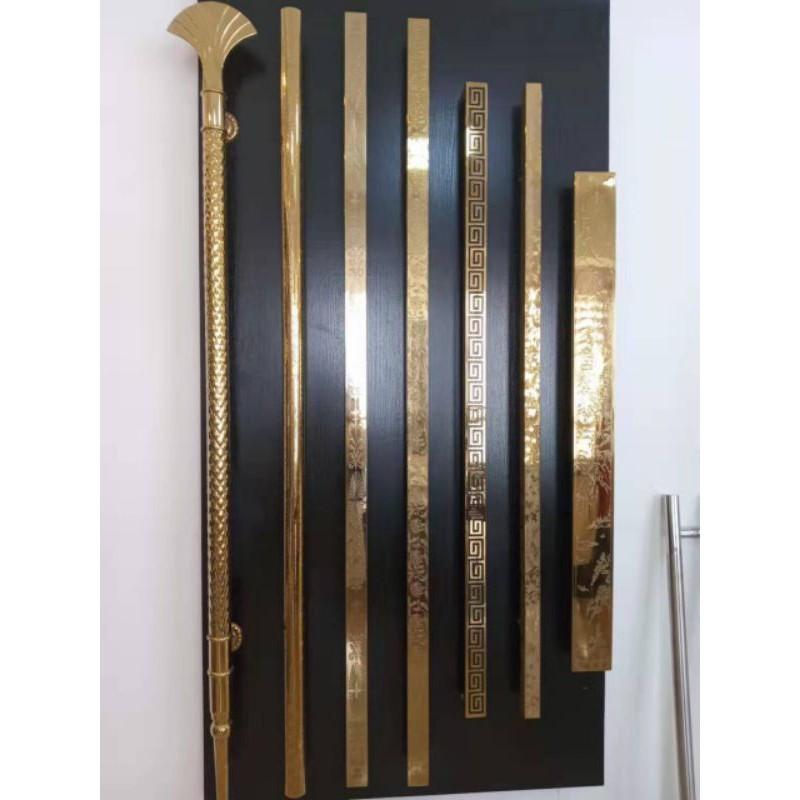 Tay nắm cửa cổng