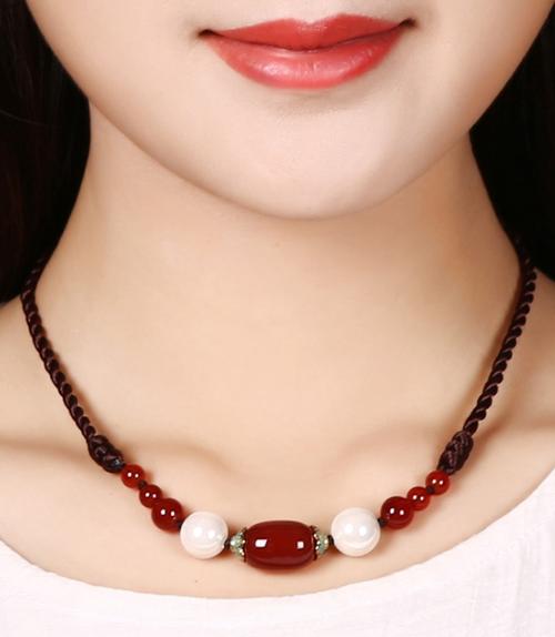 Vòng đeo cổ dây chuyền mã não đỏ phối trắng VN11
