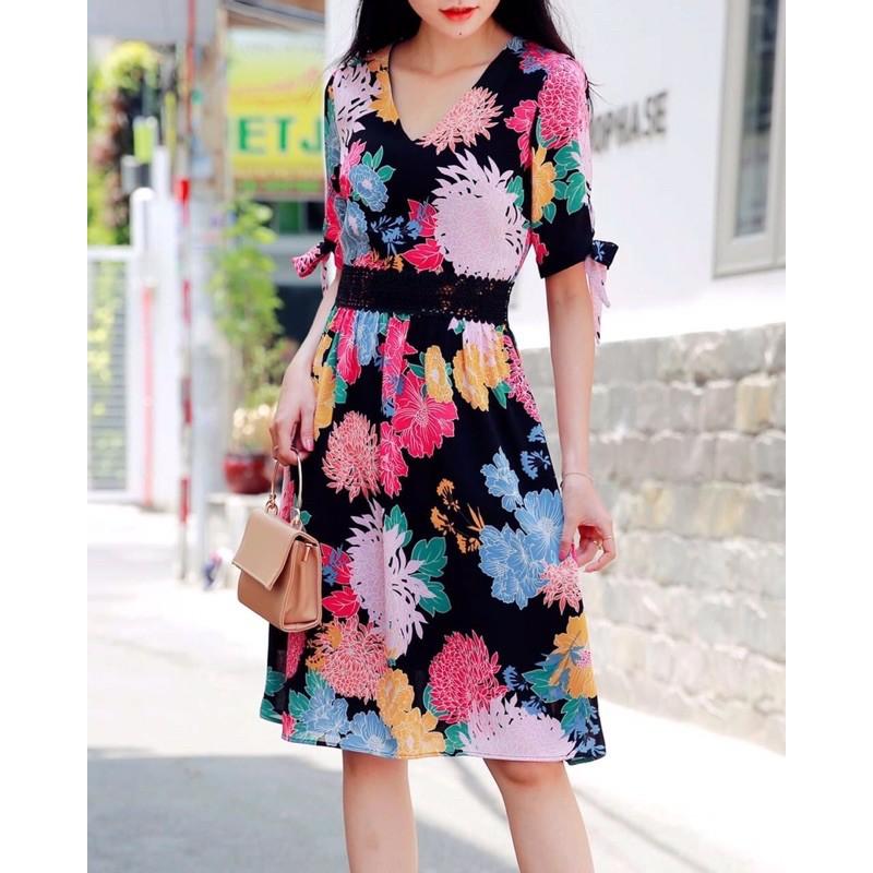ĐẦM TAY NGẮN REN EO