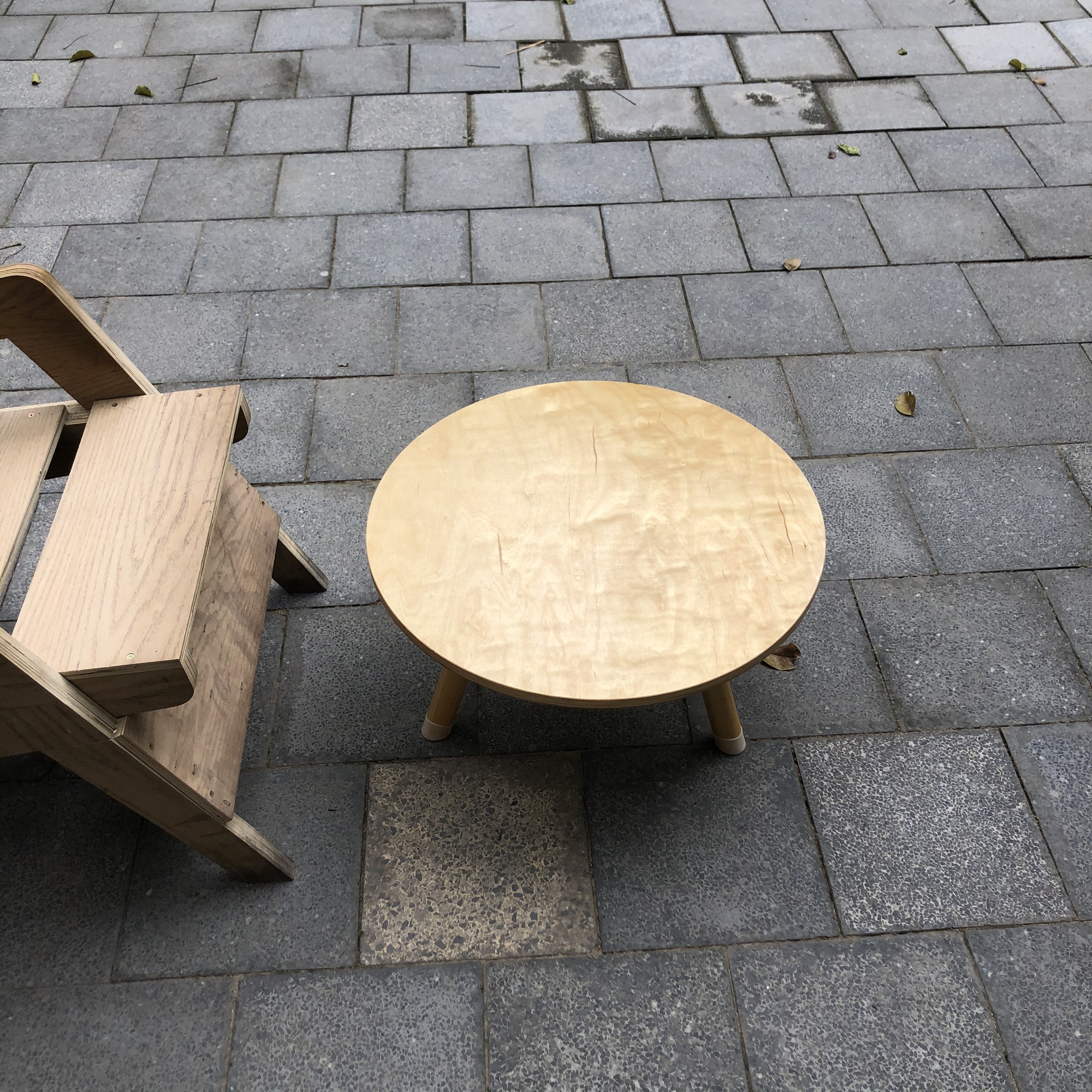 Bàn trà cà phê mặt bàn hình tròn gỗ plywood tự nhiên KNF, thiết kế tối giản, tháo lắp thông
