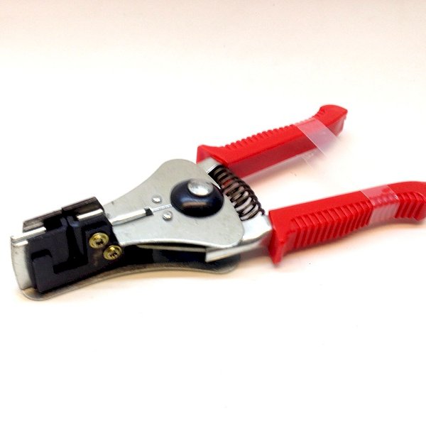 Kềm tuốt vỏ dây điện loại tốt