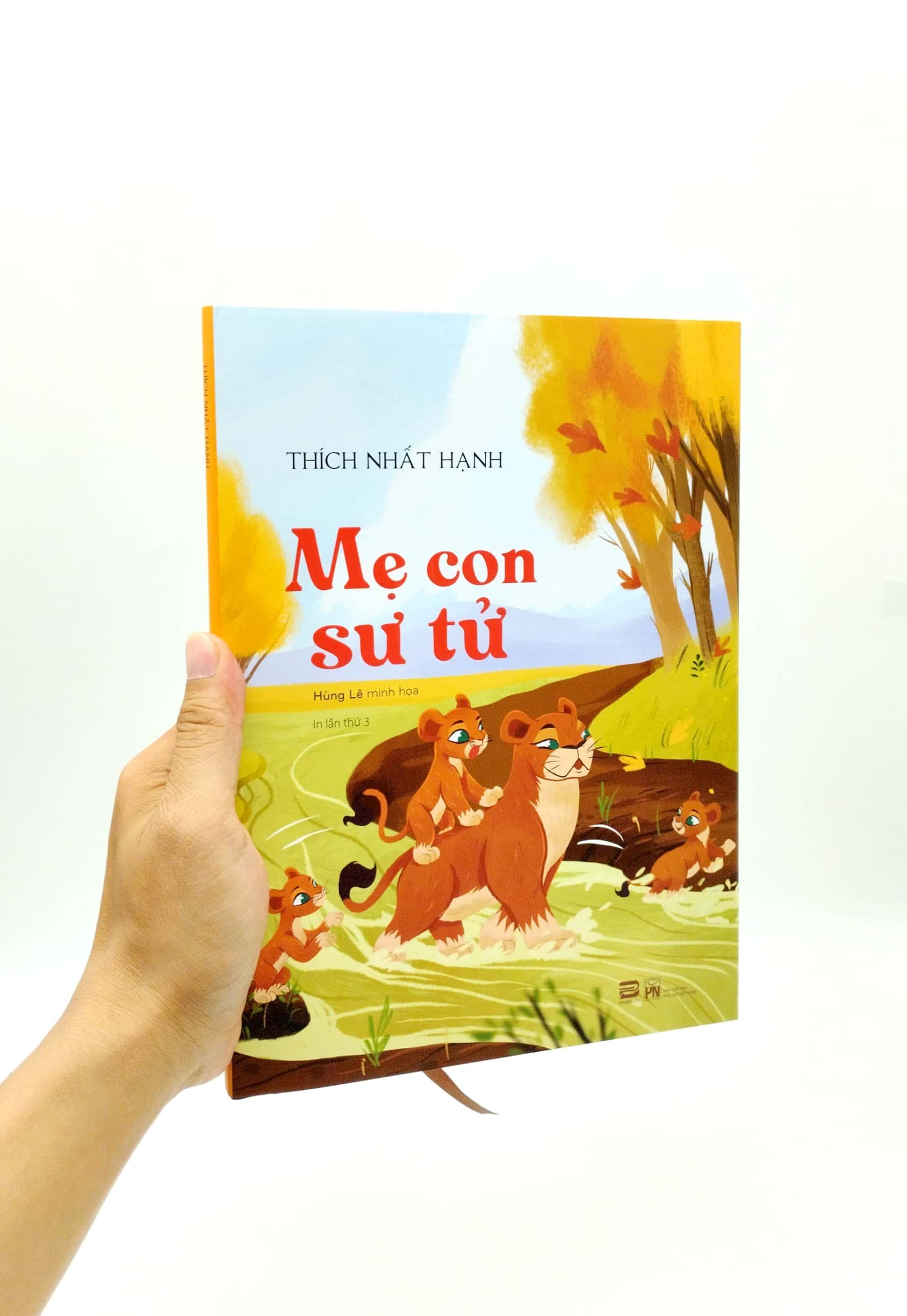 Mẹ Con Sư Tử - Bìa Cứng