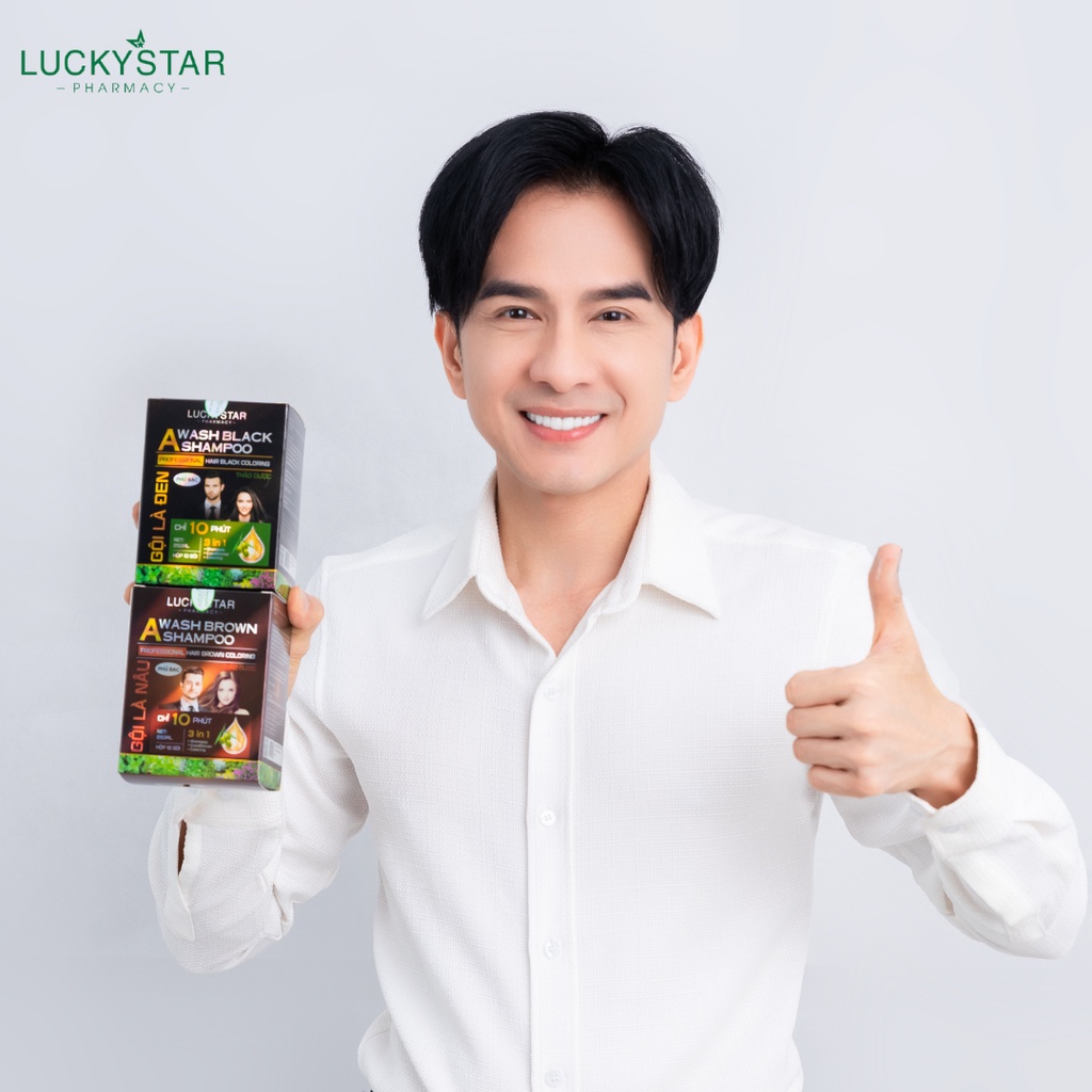 Dầu gội phủ bạc thảo dược cao cấp. Gội là đen LUCKY STAR chiết xuất nhân sâm và thảo mộc tự nhiên. Dầu gội nhuộm tóc giúp tóc đen tự nhiên, khỏe mạnh. Dầu gội đen tóc trong 10 phút ngay tại nhà, phiên bản mới có lược