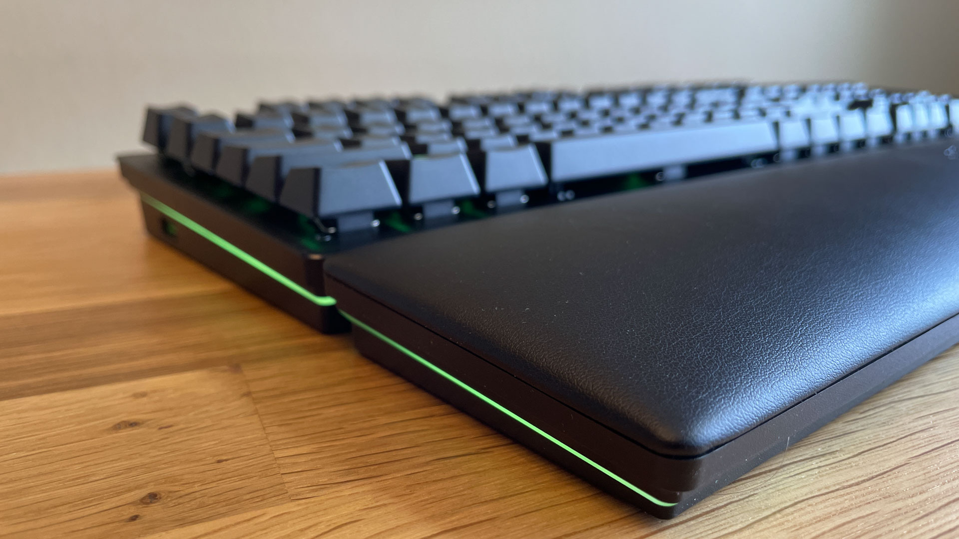 Bàn phím Razer Huntsman V2-Optical_Hàng chính hãng