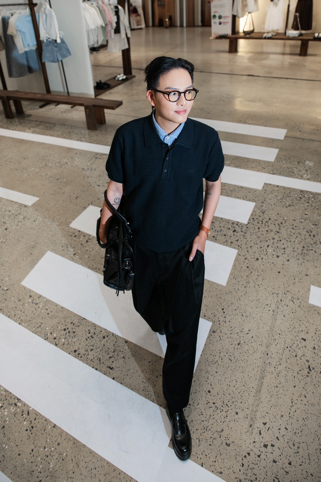 Quần dài nam màu đen ống rộng xếp ly form Barrel - ROUTINE 10S26PCA017