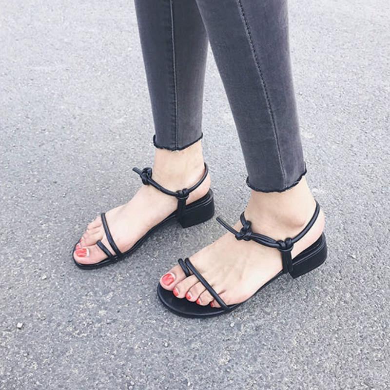 Giày cao gót hở ngón màu đen thời trang sành điệu dễ thương cho nữ