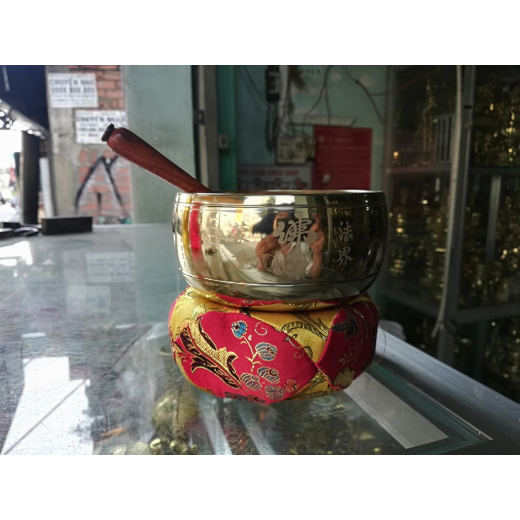Chuông gõ vàng đường kính 13cm cao cấp