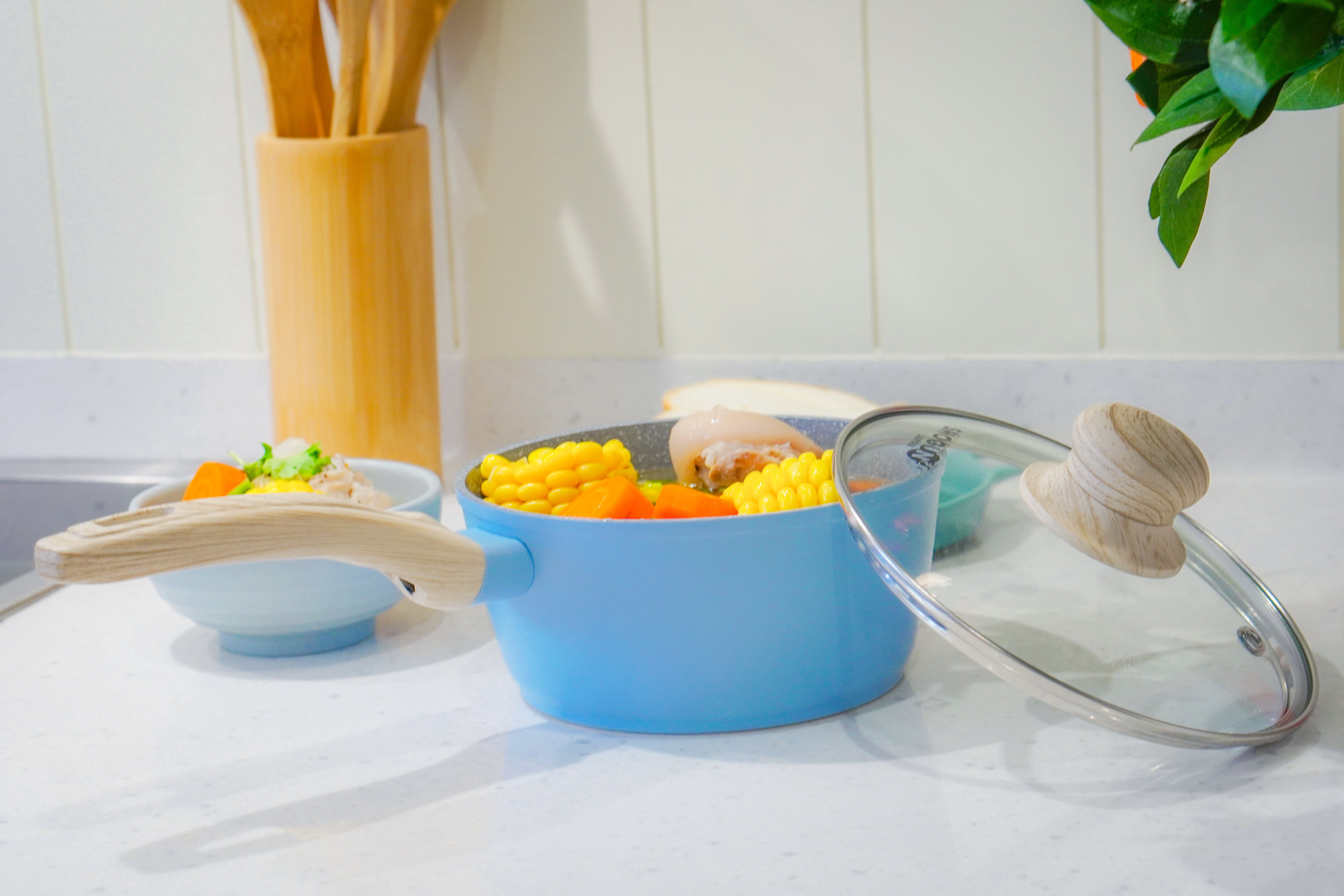 Bộ nồi chảo chống dính Ceramic đáy 6 lớp ăn dặm cho bé La gourmet Baby set màu xanh - sử dụng được tất cả loại bếp - 417886