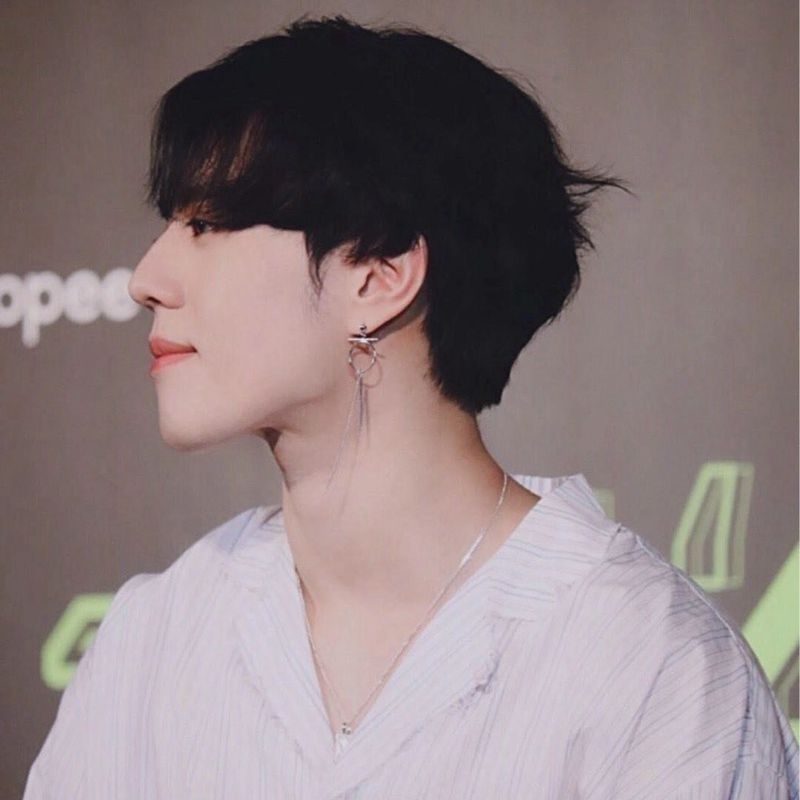 Khuyên tai bông tai idol vòng tròn thanh nhỏ Unisex