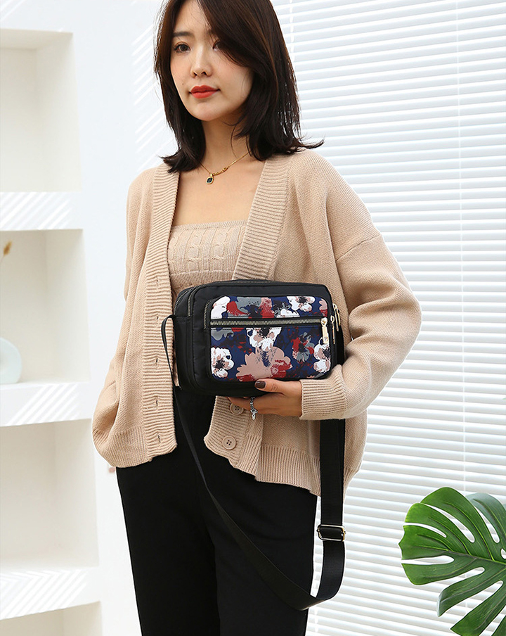 Túi xách đeo chéo nữ họa tiết hoa siêu đẹp đi du lịch phong cách Hàn Quốc size 24cm