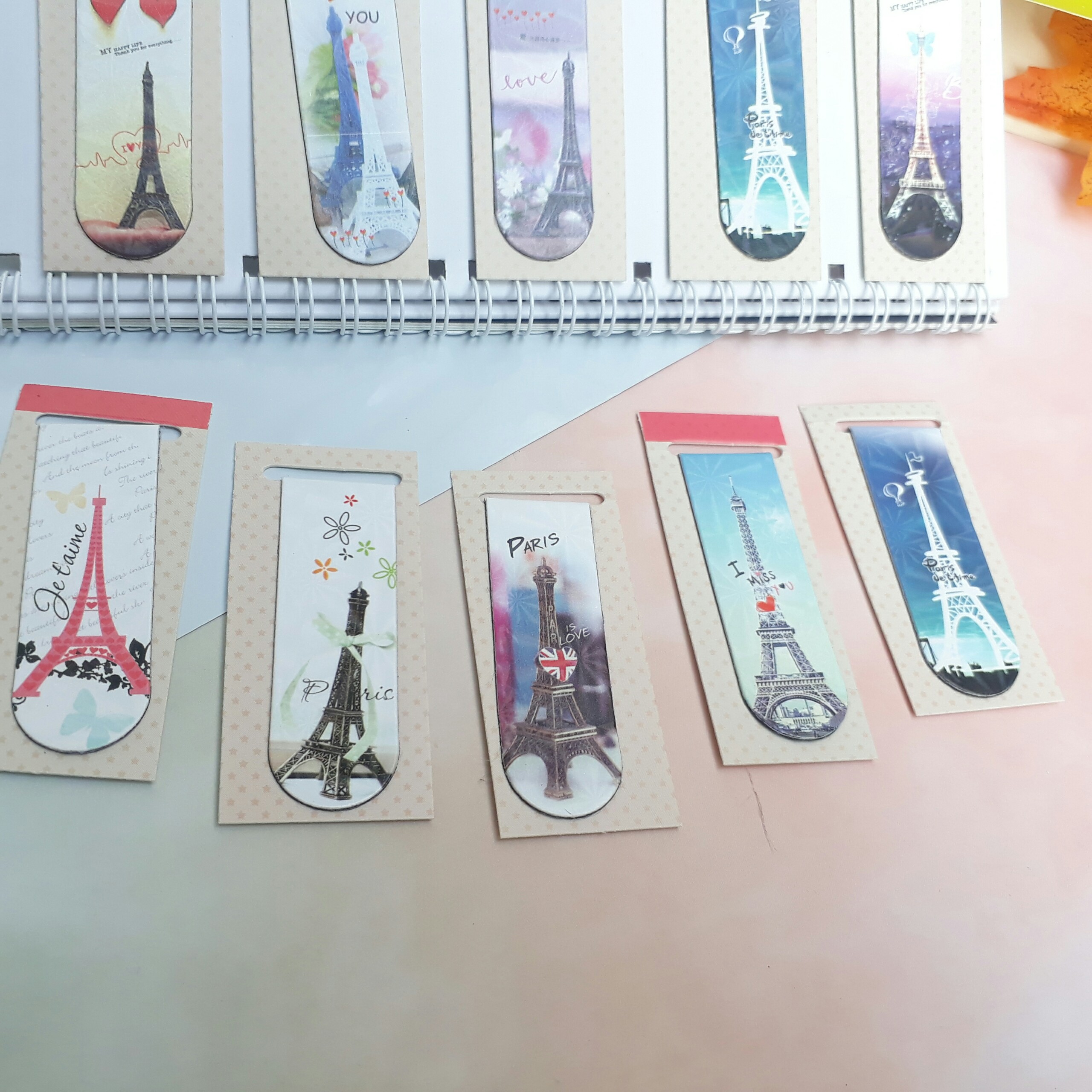 Combo 5 Bookmark Nam Châm Đánh Dấu Sách - Tháp Eiffel (Mẫu Ngẫu Nhiên)