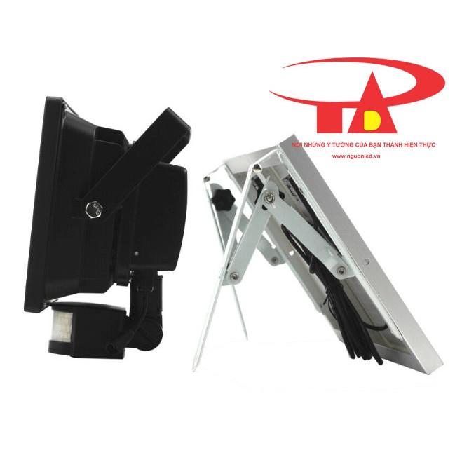 Đèn pha led năng lượng mặt trời 30w - SFL30