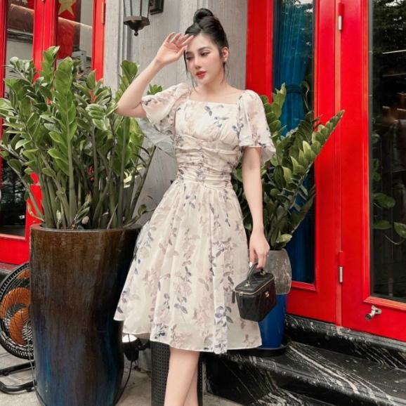 Đầm váy nữ hoa cổ vuông tay bồng dự tiệc màu trắng nhẹ nhàng