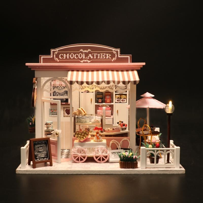 Đồ Chơi Mô Hình DIY Lắp Ráp Gỗ Mô Hình Tiệm Bánh Kẹo Chocolate Tuyệt Vời Mini Thu Nhỏ C007 Có Đèn