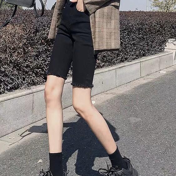 Quần Jean Ngố Lừng Tua Gấu